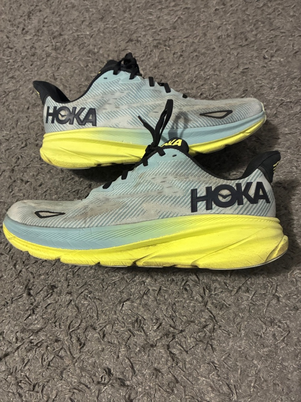 Hoka Clifton 9